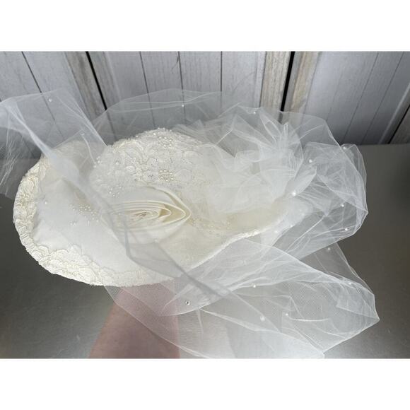 Vintage French White Ivory Lace Tulle Bridal Hat Pearls Rhinestones Veil 80s 90 main image 8